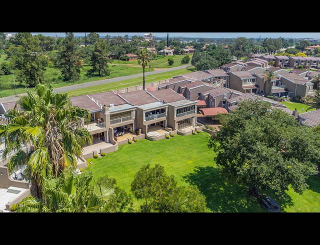3 BEDROOM TOWNHOUSE FOR SALE IN THREE RIVERS PROPER